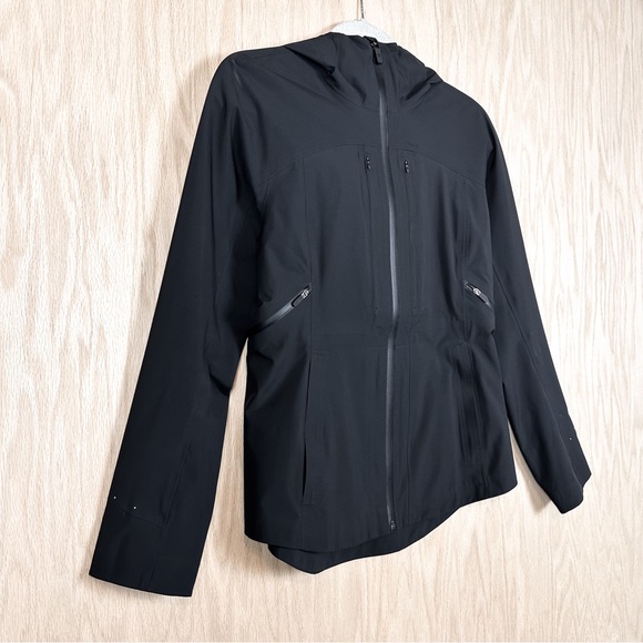 Lululemon Break A Trail Jacket NEW - Picture 2 of 5